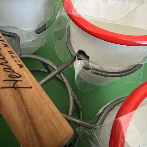 Hearth & Hand 7pc 17oz Drink Caddy Set Red/Cream - Picture 5 of 6